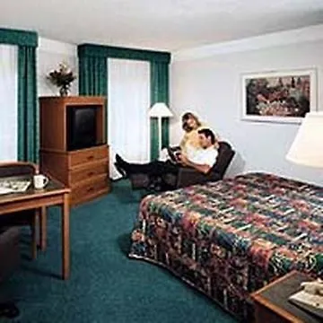 Hotel La Quinta By Wyndham North 3*