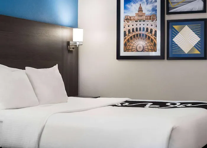 Hotel La Quinta By Wyndham North 3*