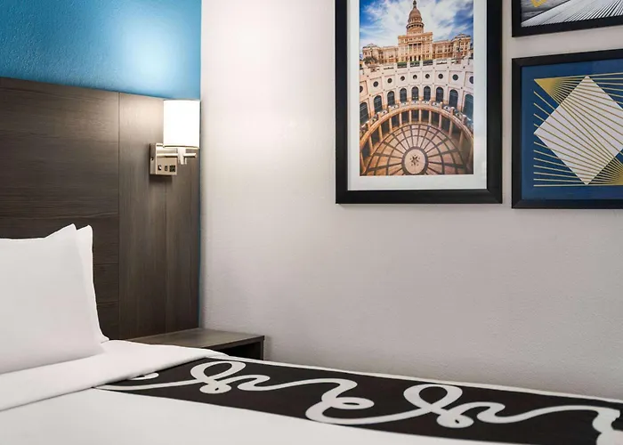 La Quinta By Wyndham North Hotel 3*